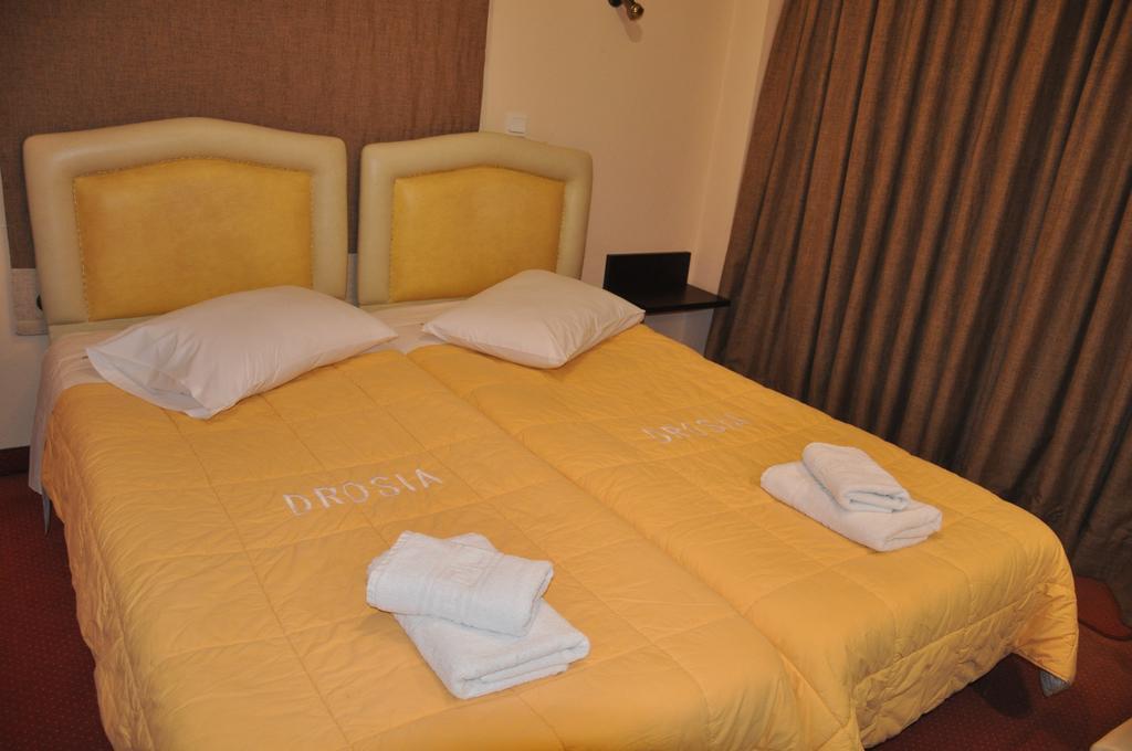 Hotel Drosia Messini Exterior photo